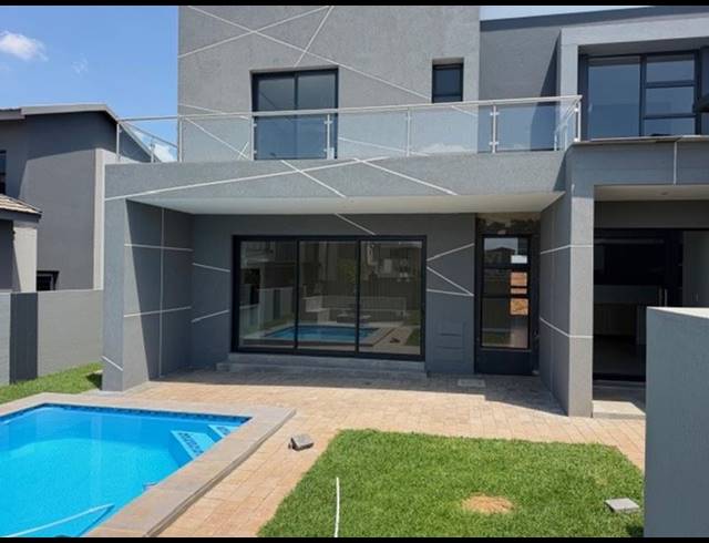 4 BEDROOM HOUSE FOR SALE IN FOUNTAINBROOK ESTATE